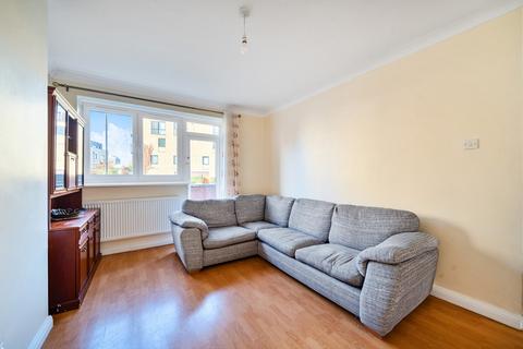 3 bedroom apartment for sale, Blackwall Lane, London