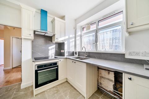 3 bedroom apartment for sale, Blackwall Lane, London