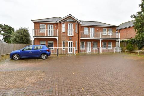 2 bedroom flat for sale, Landguard Manor Road, Shanklin, Isle of Wight