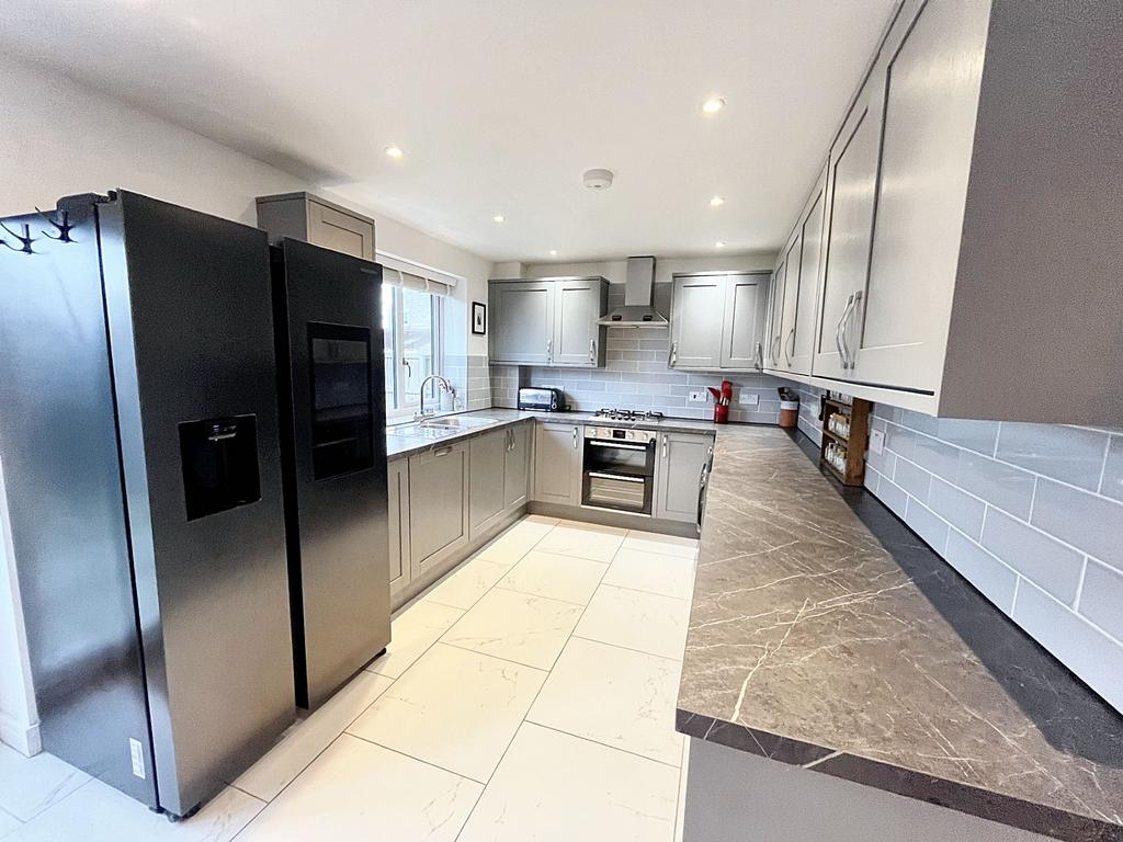 Kitchen / Diner