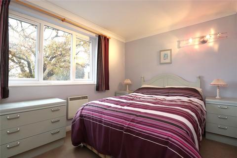 2 bedroom apartment for sale, Elm Court, Old Milton Road, New Milton, Hampshire, BH25