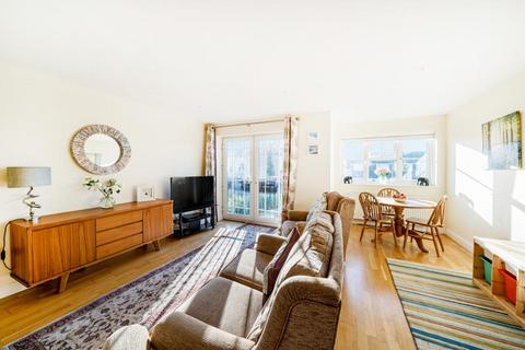 2 bedroom flat for sale, Windsor,  Berkshire,  SL4