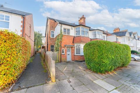 3 bedroom semi-detached house to rent, Knighton Church Road, Leicester LE2