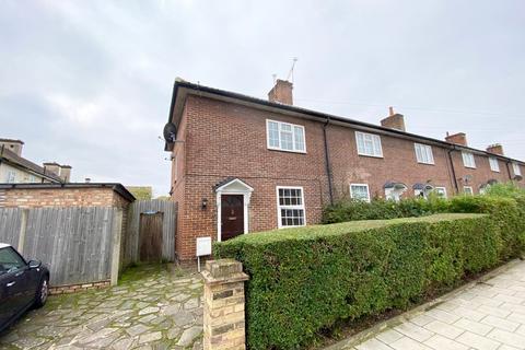 3 bedroom end of terrace house to rent, Ballamore Road, Bromley BR1