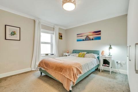 Flat 2, The Chambers, 29 High Street, Ewell, Epsom, KT17 1SB