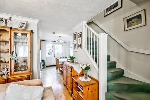 3 bedroom semi-detached house for sale, Elmcroft Avenue, Wanstead