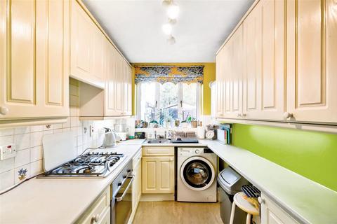 134 Elmcroft Avenue, London, E11 2DB