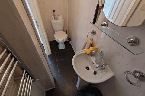 4 bedroom house to rent, Australia Road, Heath, Cardiff