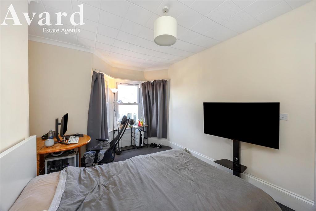 Ditchling Rise, 122 TFF-002.jpg