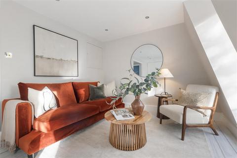 2 bedroom flat for sale, Arundel Gardens, W11