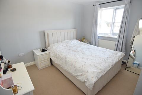 57 Beaulieu Road, Amesbury, Salisbury, SP4 7PD