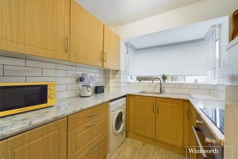 1 bedroom end of terrace house for sale, Ammanford Green, London NW9