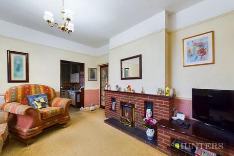 4 bedroom link detached house for sale, Eastgate North, Driffield