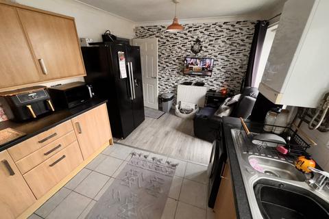 4 bedroom mews to rent, Leader Street, Wigan