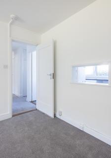 2 bedroom flat to rent, Beach Road, St. Helier, Jersey