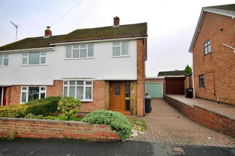 3 bedroom semi-detached house for sale, Greenhill Close, Dosthill, Tamworth