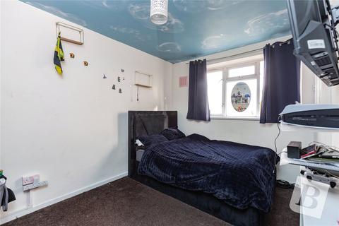 3 bedroom apartment for sale, Kershaw Road, Dagenham, RM10