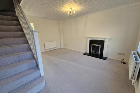 2 bedroom end of terrace house for sale, Moore Close, Claypole, Newark