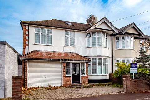 6 bedroom semi-detached house for sale, Dereham Road, Leftley Estate, Barking, IG11