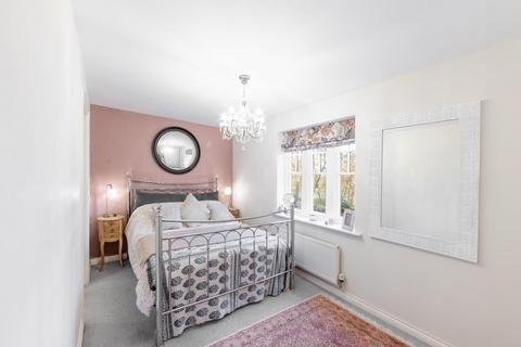 33 Bowman Drive, Hexham, NE46 3BU