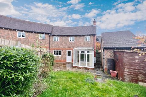 3 bedroom semi-detached house for sale, Greyhound Chase, Singleton