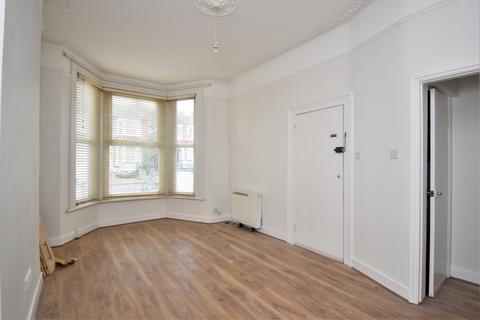 Studio to rent, Broadfield Road London SE6