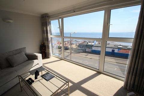 2 bedroom flat to rent, Eastern Esplanade, Southend-On-Sea