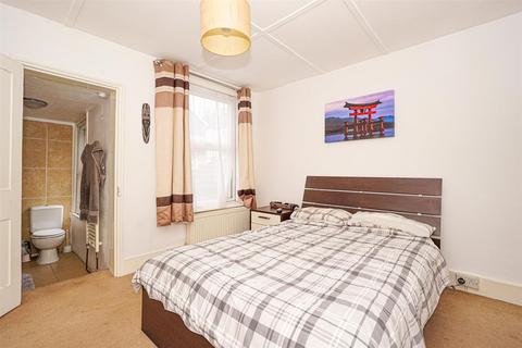 2 bedroom terraced house for sale, Sandown Road, Hastings