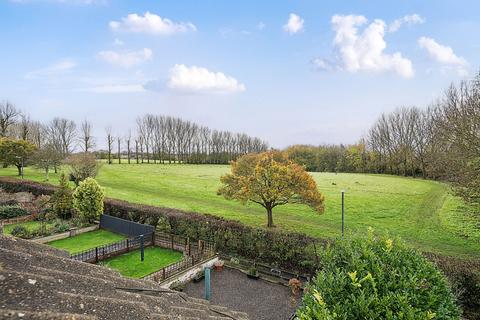 3 bedroom end of terrace house for sale, Furnwood, Bristol BS5