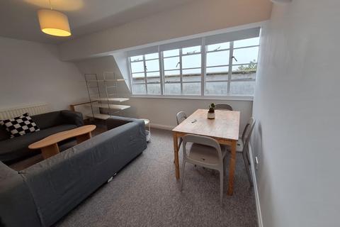 3 bedroom flat to rent, Charlotte Street, Bristol BS1