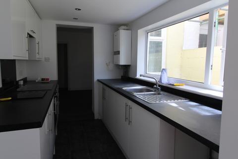 3 bedroom terraced house for sale, Beresford Road, Gillingham, Kent, ME7