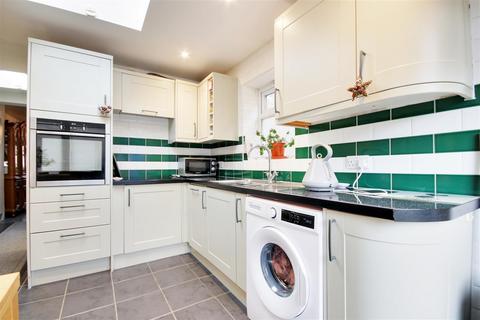 2 bedroom end of terrace house for sale, North Road, Hoddesdon