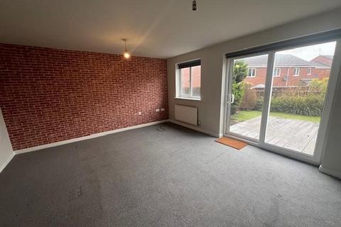 3 bedroom detached house to rent, Follager Road, Rugby, CV21