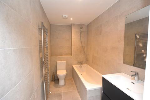 2 bedroom house to rent, Penn Place, Northway, Rickmansworth