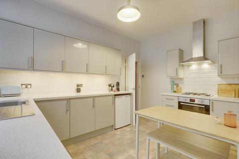 1 bedroom apartment for sale, Fairfax Drive, Westcliff-on-sea, SS0