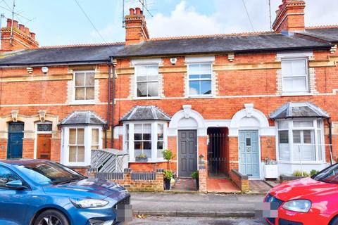 2 bedroom terraced house to rent, Harpsden Road, Henley-On-Thames