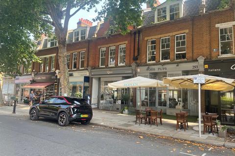 Sandycombe Road, Kew Gardens