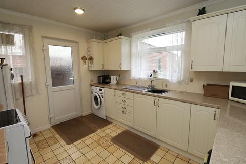 2 bedroom detached bungalow for sale, Houndwood Drove, Street