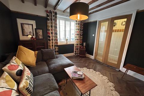 100 Hailgate, Howden, Goole, DN14 7SZ