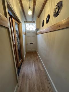 100 Hailgate, Howden, Goole, DN14 7SZ