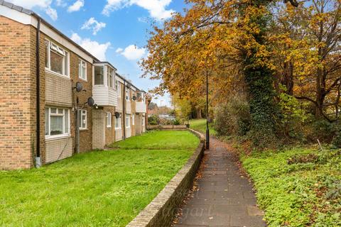 1 bedroom flat for sale, Green Walk, Crawley RH10