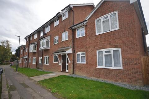 2 bedroom flat to rent, Willow Court, Fulbeck Way, Harrow, HA2 6LH