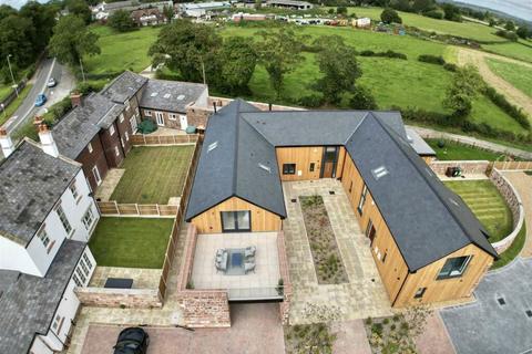 3 bedroom barn conversion for sale, Manor Farm Close, Heswall, Wirral , CH61 1BF