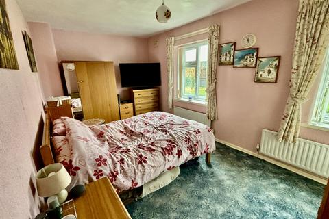 3 Cypress Grove, Denton, Manchester, M34 6EA