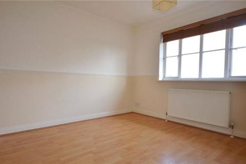 2 bedroom apartment for sale, St. Michaels Road, Camberley, Surrey