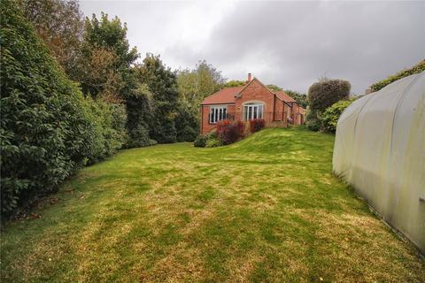 5 bedroom detached house to rent, Leven Road, Yarm