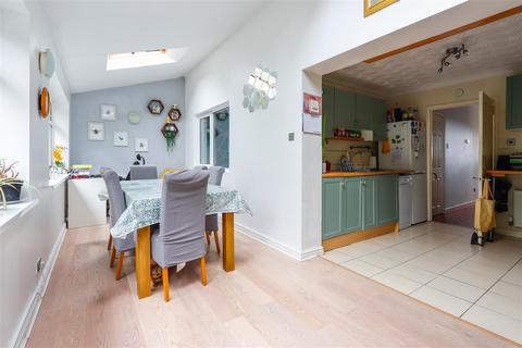 20 Caer Ffynnon, Barry, CF62 6NS