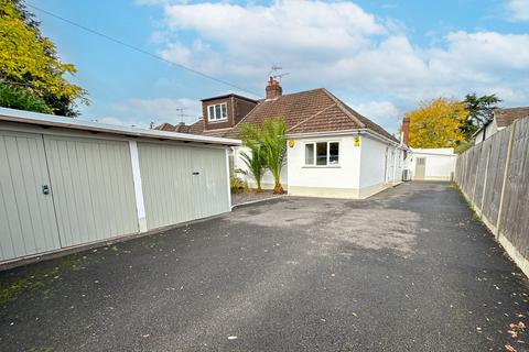 5 bedroom semi-detached bungalow for sale, Wraysbury, Berkshire