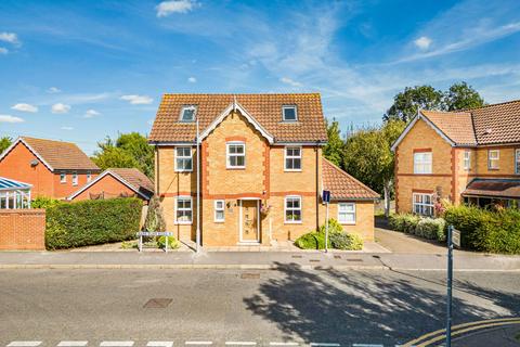 5 bedroom detached house for sale, Bark Burr Road, Grays RM16