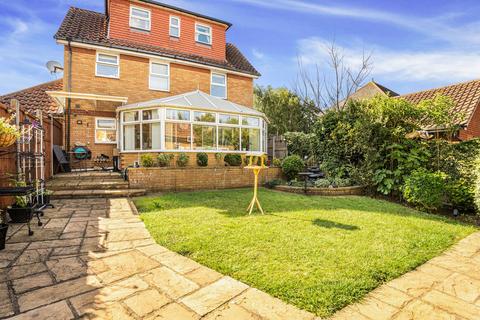 27 Bark Burr Road, Grays, RM16 6PL